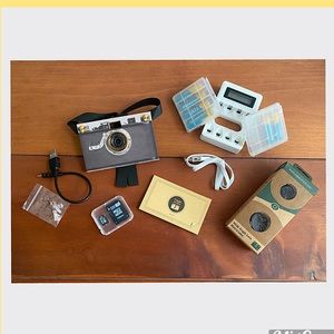 Paper shoot camera. Never used, only tested and works perfectly!